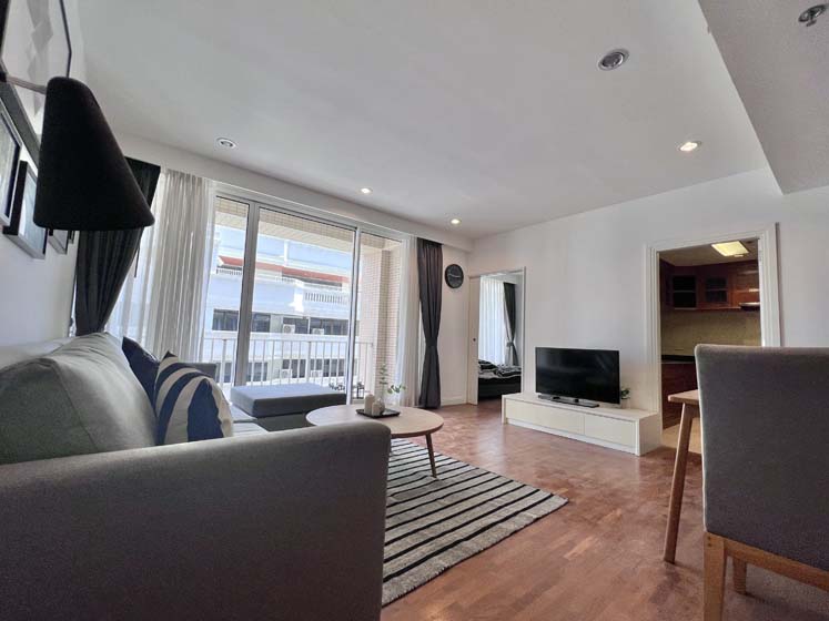 Condominium in Ploenchit 